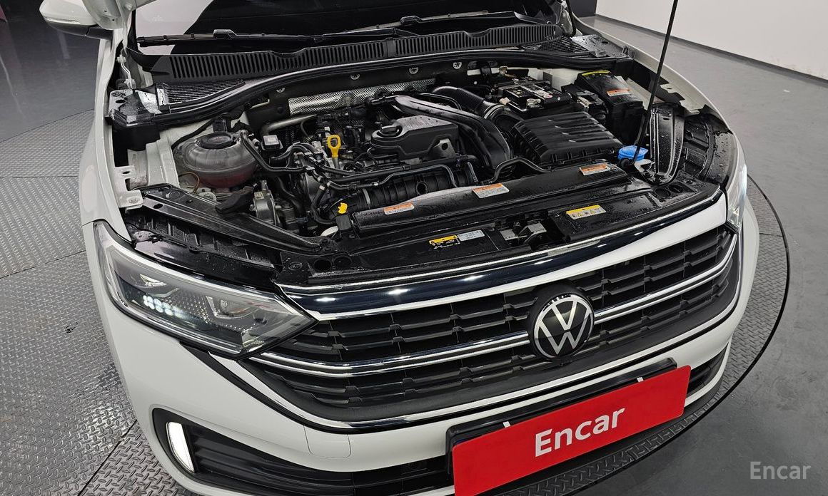 2022 Volkswagen Jetta VII Рестайлинг 1.5 TSI Prestige с пробегом 30 904 км