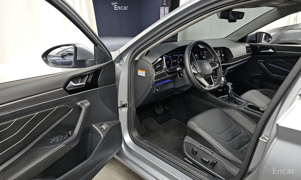 2022 Volkswagen Jetta VII Рестайлинг 1.5 TSI Prestige с пробегом 30 998 км