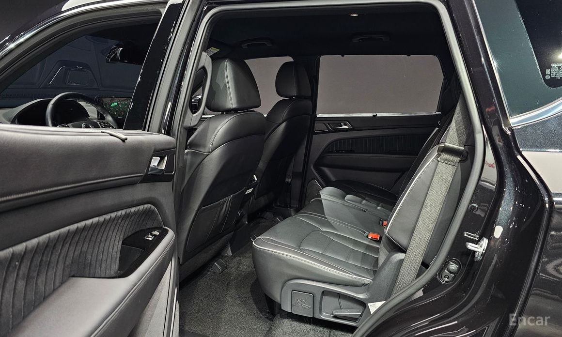 2024 SsangYong Rexton IV Рестайлинг Disel 2.2 4WD The Black с пробегом 41 171 км