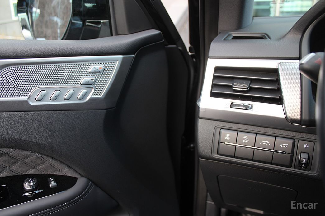 2021 SsangYong Rexton IV Рестайлинг Diesel 2.2 4WD The Black с пробегом 22 100 км