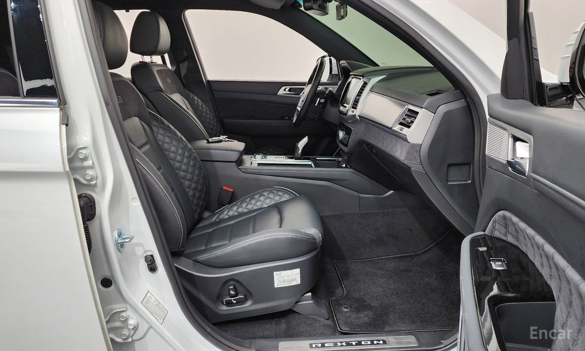 2021 SsangYong Rexton IV Рестайлинг Diesel 2.2 4WD The Black с пробегом 15 891 км