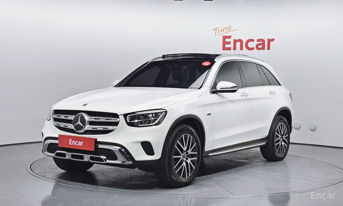 2021 Mercedes-Benz GLC I (X253) Рестайлинг GLC300e 4MATIC с пробегом 69 674 км