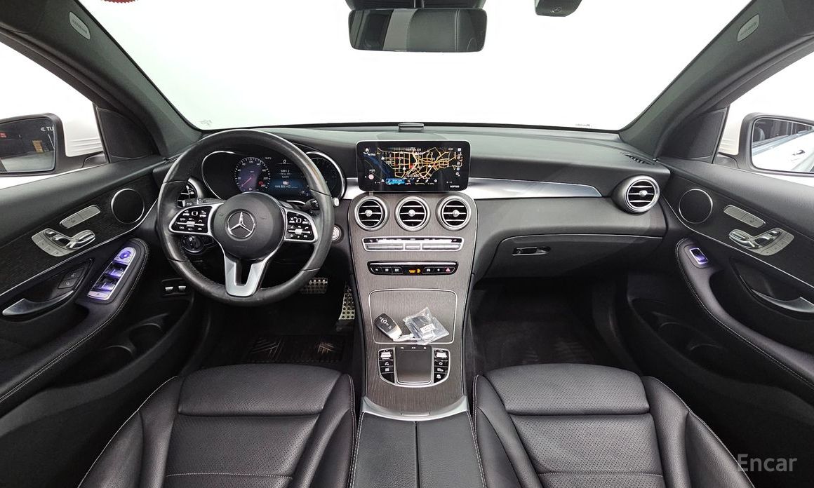 2021 Mercedes-Benz GLC I (X253) Рестайлинг GLC300e 4MATIC Coupe с пробегом 54 472 км