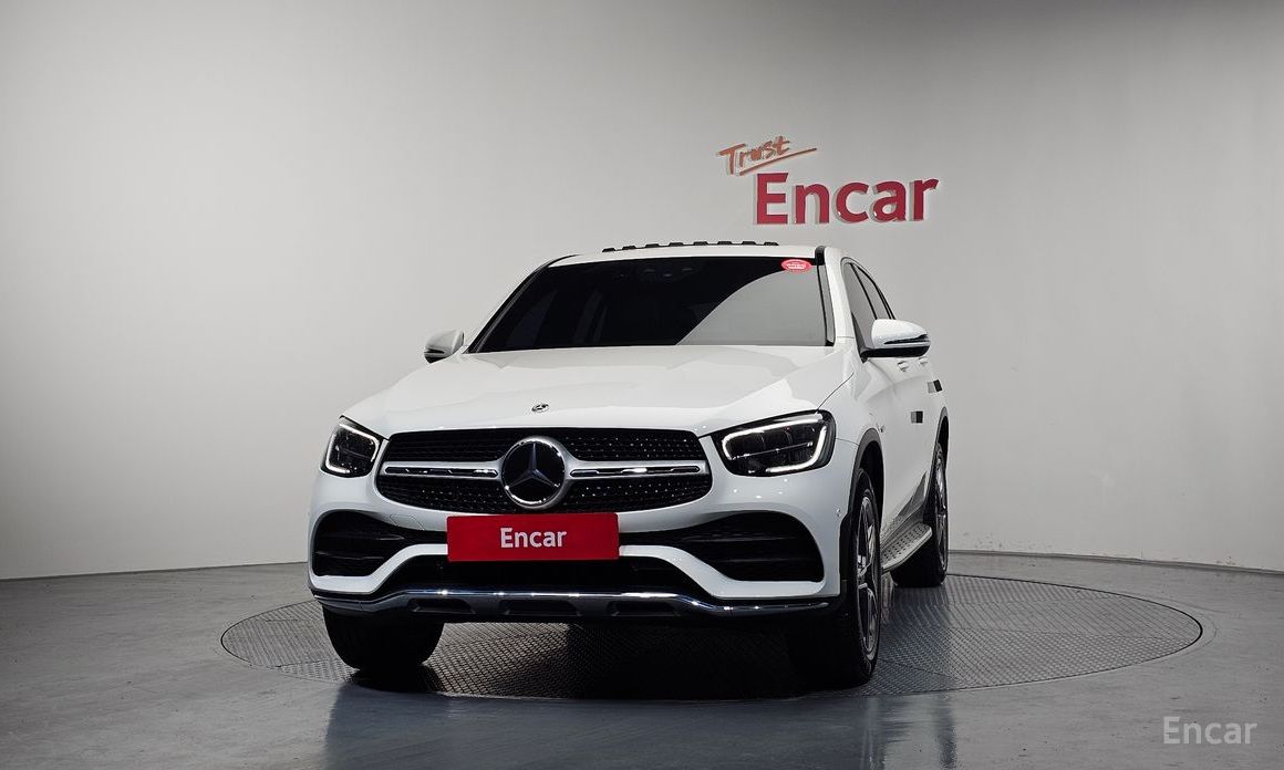 2021 Mercedes-Benz GLC I (X253) Рестайлинг GLC300e 4MATIC Coupe с пробегом 43 089 км