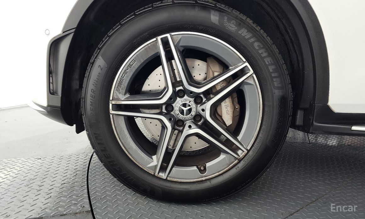 2021 Mercedes-Benz GLC I (X253) Рестайлинг GLC300e 4MATIC Coupe с пробегом 43 089 км