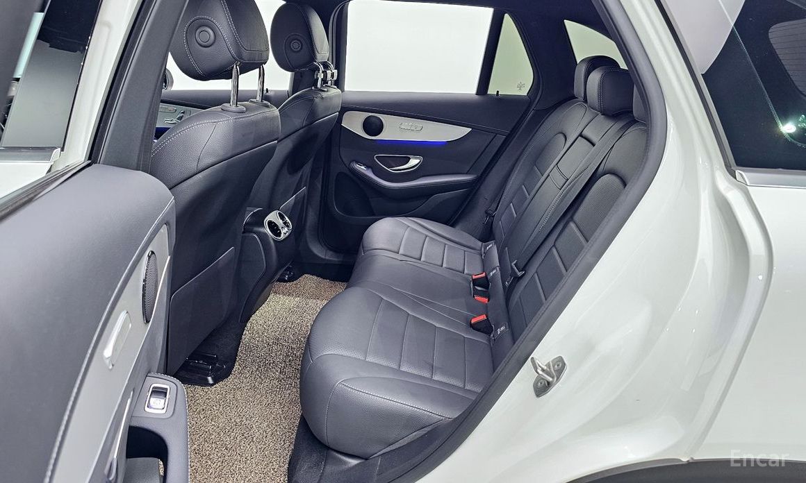 2021 Mercedes-Benz GLC I (X253) Рестайлинг GLC300e 4MATIC с пробегом 69 674 км