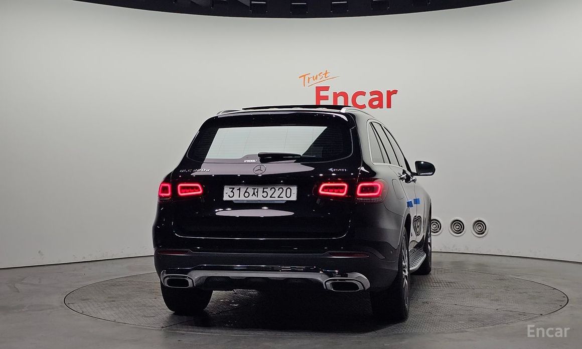 2021 Mercedes-Benz GLC I (X253) Рестайлинг GLC220 d 4MATIC с пробегом 72 808 км