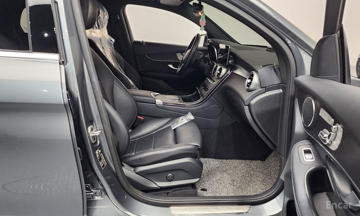 2021 Mercedes-Benz GLC I (X253) Рестайлинг GLC300e 4MATIC Coupe с пробегом 49 015 км