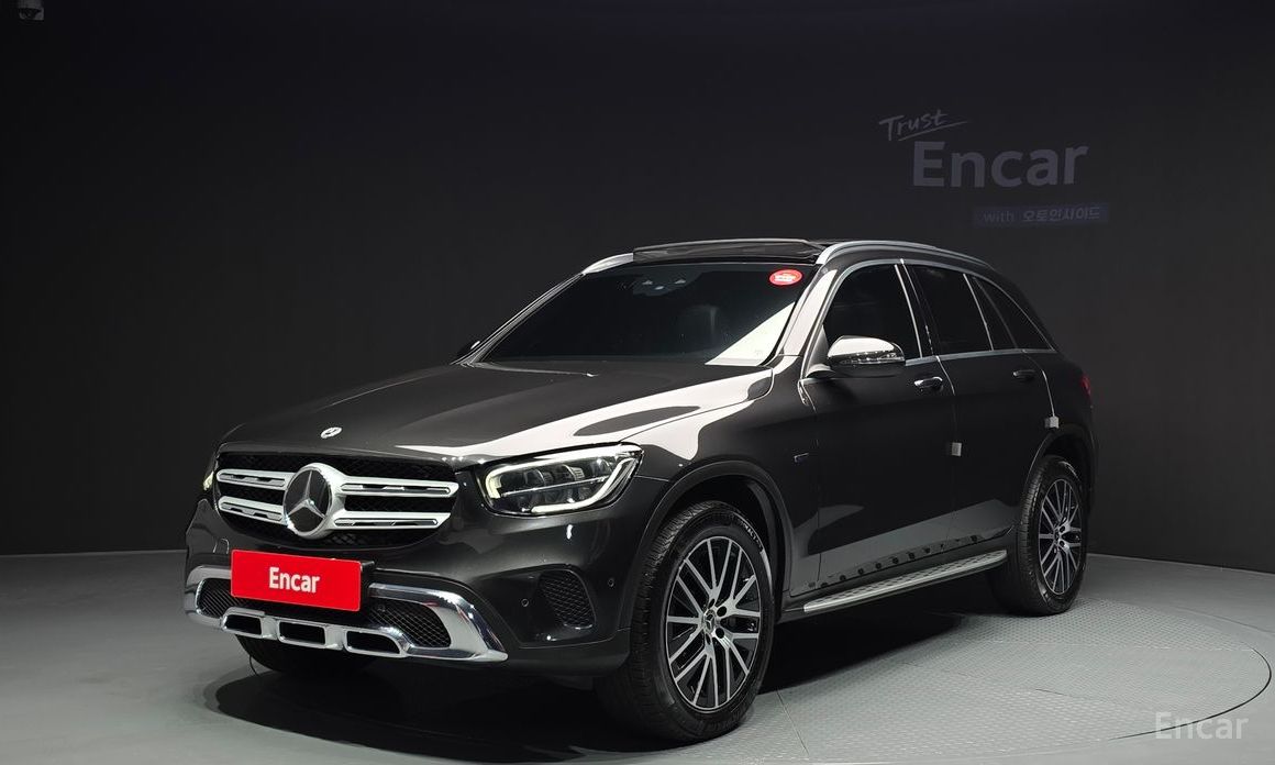 2021 Mercedes-Benz GLC I (X253) Рестайлинг GLC300e 4MATIC с пробегом 127 648 км