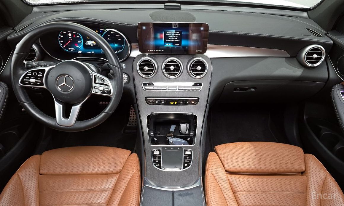 2022 Mercedes-Benz GLC I (X253) Рестайлинг GLC300 4MATIC с пробегом 48 032 км