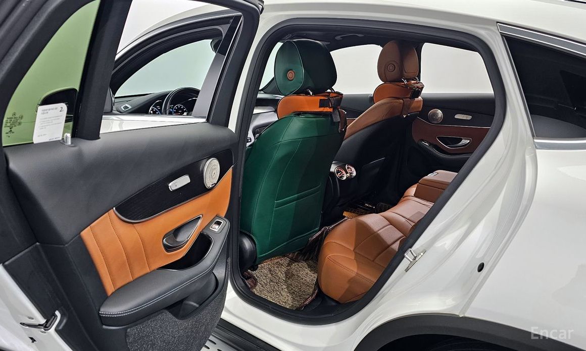 2021 Mercedes-Benz GLC I (X253) Рестайлинг GLC300e 4MATIC Coupe с пробегом 80 736 км