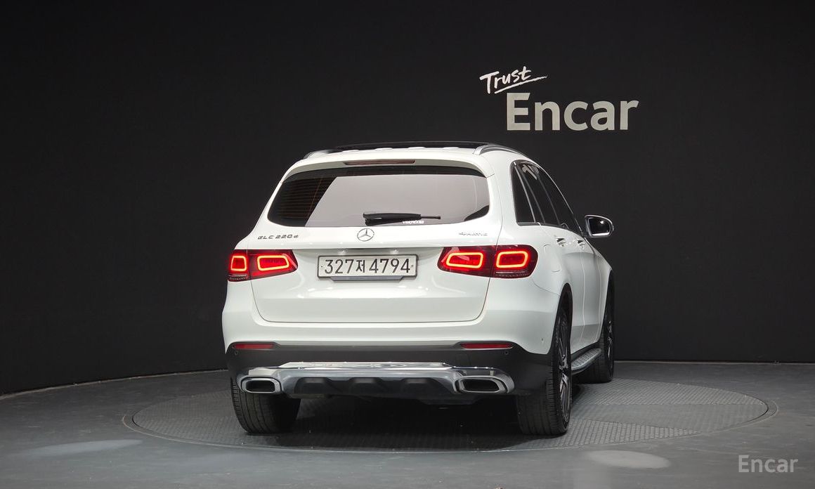 2021 Mercedes-Benz GLC I (X253) Рестайлинг GLC220 d 4MATIC с пробегом 68 745 км