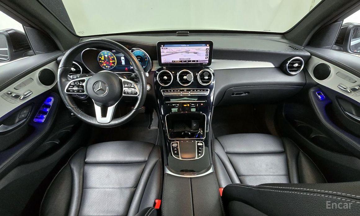 2021 Mercedes-Benz GLC I (X253) Рестайлинг GLC300e 4MATIC с пробегом 124 826 км