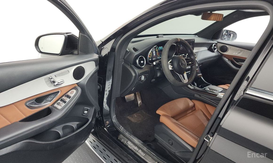 2021 Mercedes-Benz GLC I (X253) Рестайлинг GLC220 d 4MATIC Coupe с пробегом 65 978 км