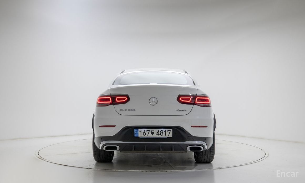 2021 Mercedes-Benz GLC I (X253) Рестайлинг GLC300 4MATIC AMG Line Coupe с пробегом 58 758 км