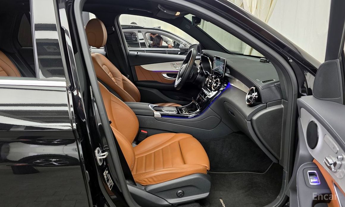 2021 Mercedes-Benz GLC I (X253) Рестайлинг GLC220 d 4MATIC с пробегом 71 884 км