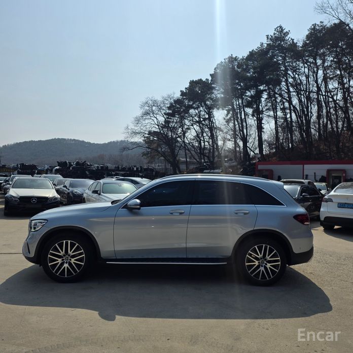 2022 Mercedes-Benz GLC I (X253) Рестайлинг GLC220 d 4MATIC с пробегом 62 328 км