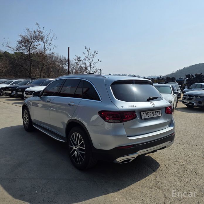 2022 Mercedes-Benz GLC I (X253) Рестайлинг GLC220 d 4MATIC с пробегом 62 328 км