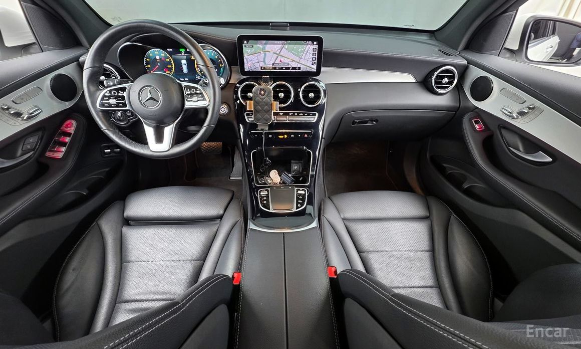 2021 Mercedes-Benz GLC I (X253) Рестайлинг GLC300e 4MATIC с пробегом 103 442 км