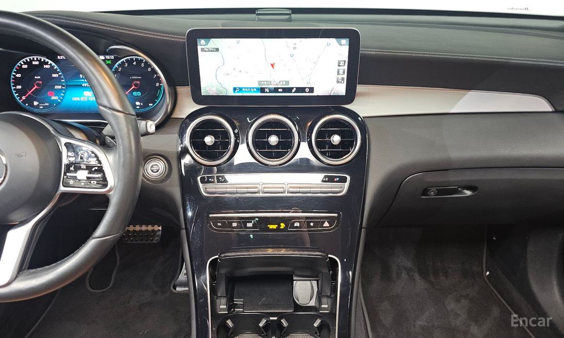 2022 Mercedes-Benz GLC I (X253) Рестайлинг GLC300e 4MATIC с пробегом 49 520 км