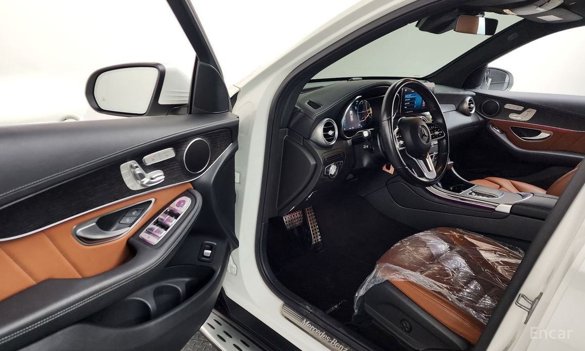 2022 Mercedes-Benz GLC I (X253) Рестайлинг GLC300 4MATIC с пробегом 80 949 км