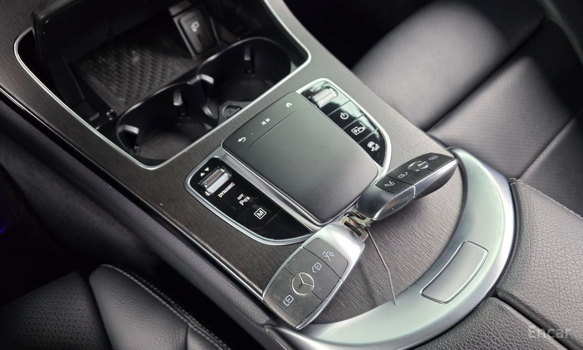 2021 Mercedes-Benz GLC I (X253) Рестайлинг GLC300e 4MATIC Coupe с пробегом 53 608 км