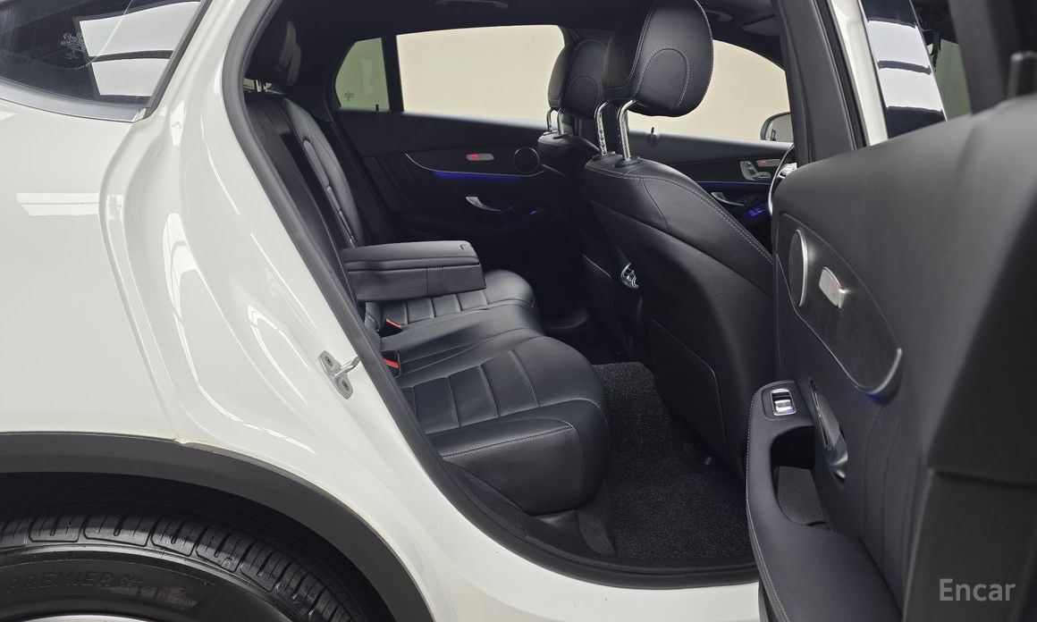 2021 Mercedes-Benz GLC I (X253) Рестайлинг GLC300e 4MATIC Coupe с пробегом 53 608 км
