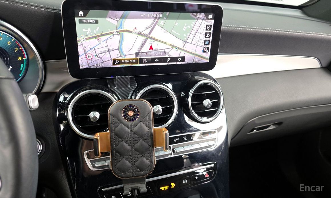 2021 Mercedes-Benz GLC I (X253) Рестайлинг GLC300e 4MATIC с пробегом 103 442 км