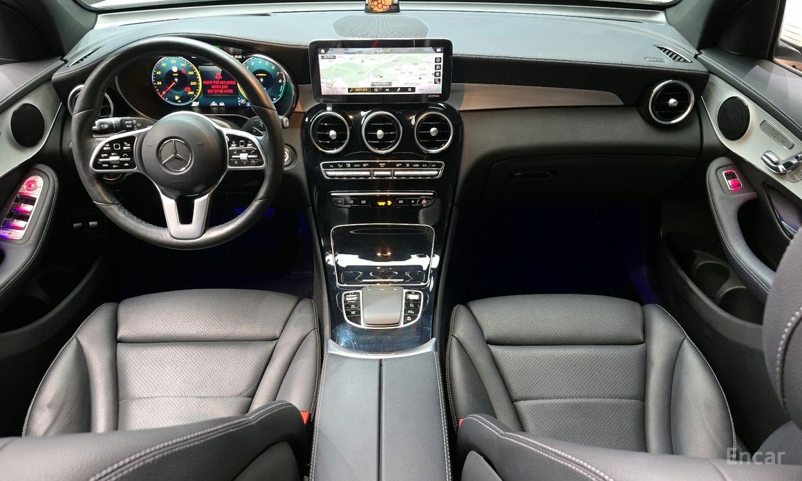 2021 Mercedes-Benz GLC I (X253) Рестайлинг GLC300e 4MATIC с пробегом 47 606 км