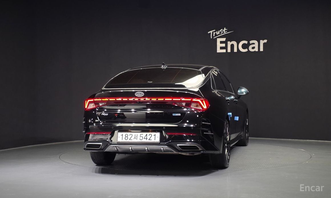 2021 Kia K5 III Noblesse с пробегом 137 077 км