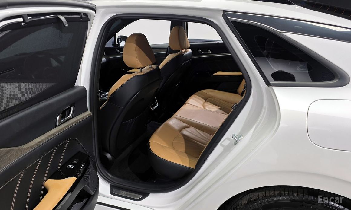2022 Kia K5 III Signature с пробегом 57 245 км