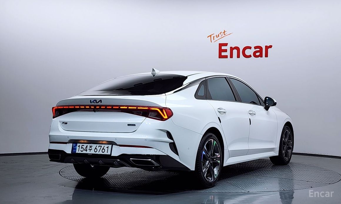 2022 Kia K5 III Signature с пробегом 80 404 км