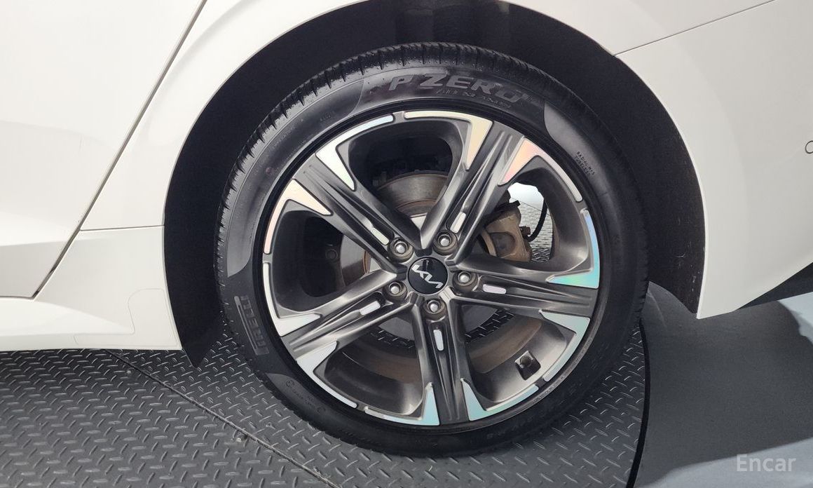 2022 Kia K5 III Signature с пробегом 80 404 км