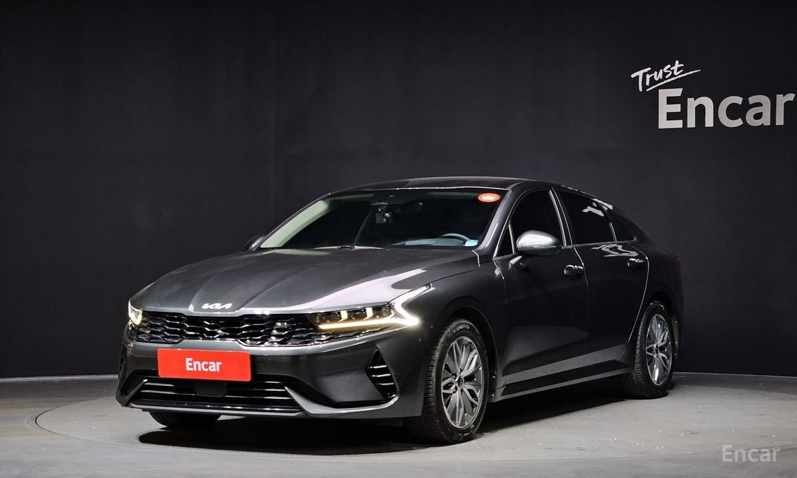 2022 Kia K5 III Signature с пробегом 70 409 км