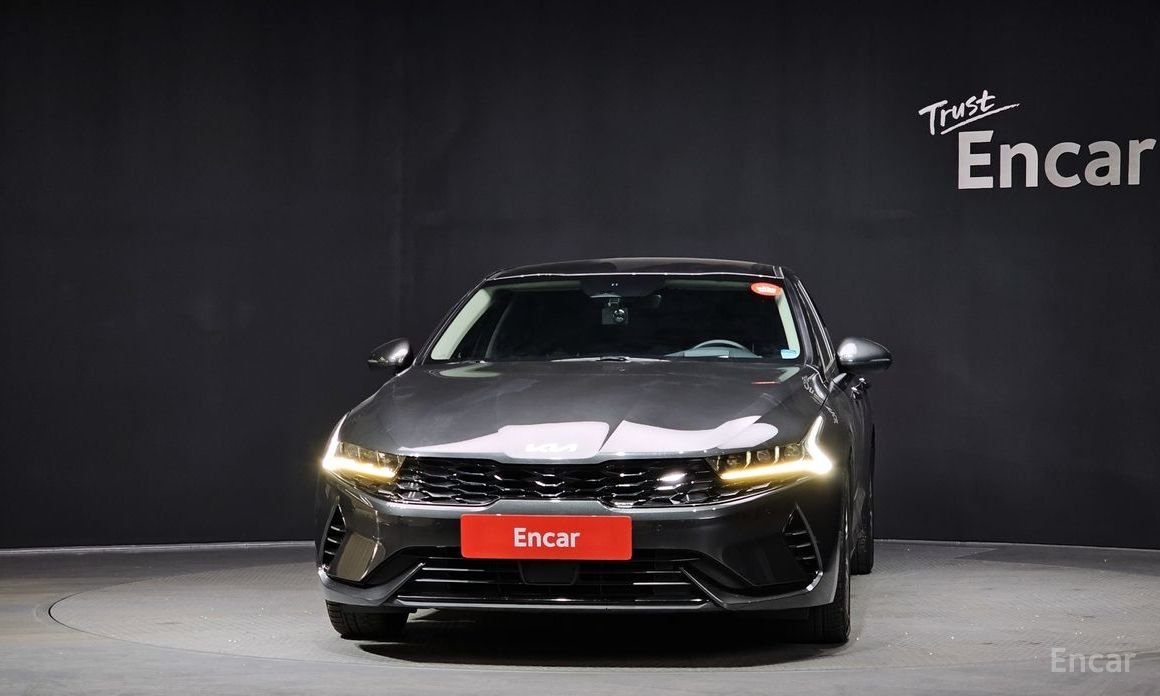 2022 Kia K5 III Signature с пробегом 70 409 км