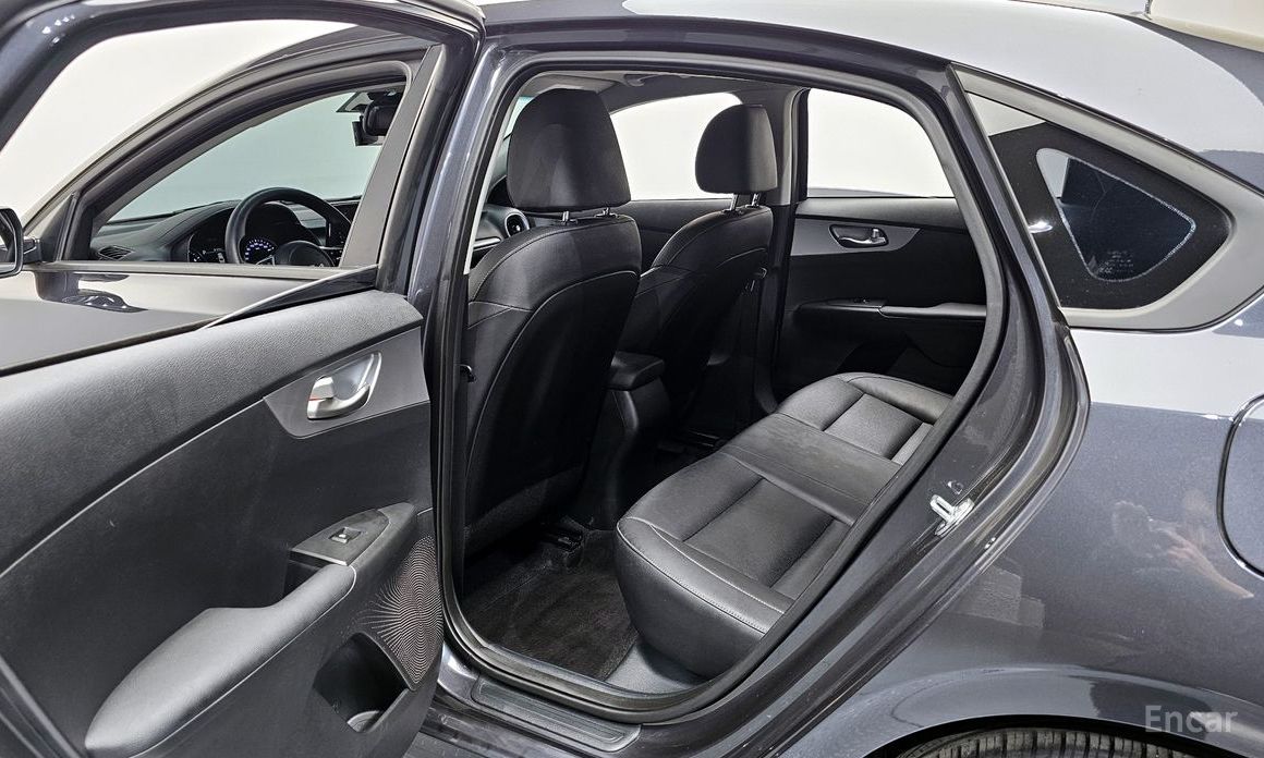 2021 Kia K3 II Рестайлинг 1.6 Trendy с пробегом 101 084 км