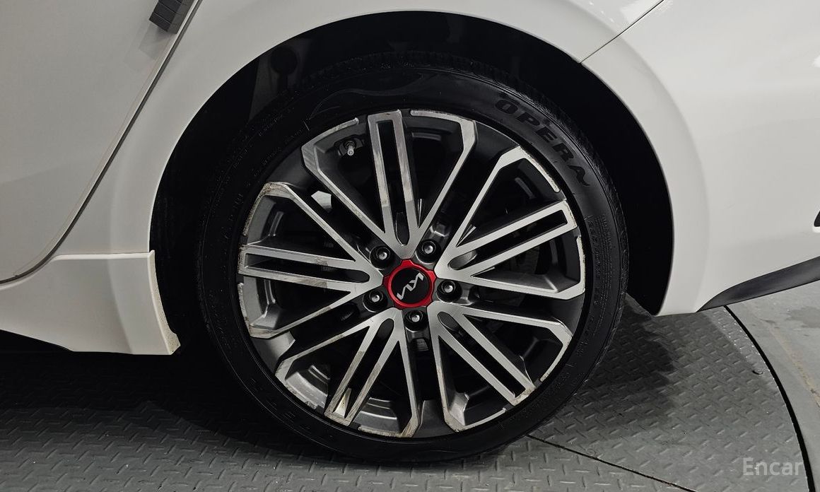 2021 Kia K3 II Рестайлинг 1.6 Turbo GT 5Door Signature с пробегом 125 580 км