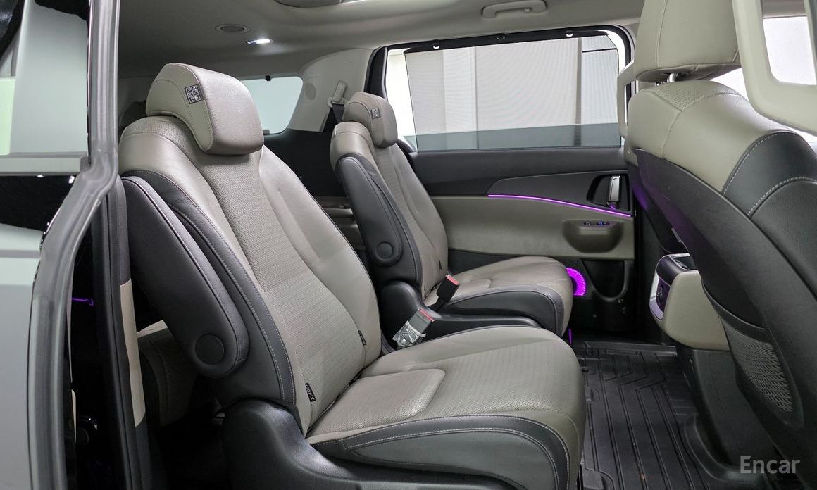 2023 Kia Carnival IV Рестайлинг 9-Seater Noblesse с пробегом 14 820 км