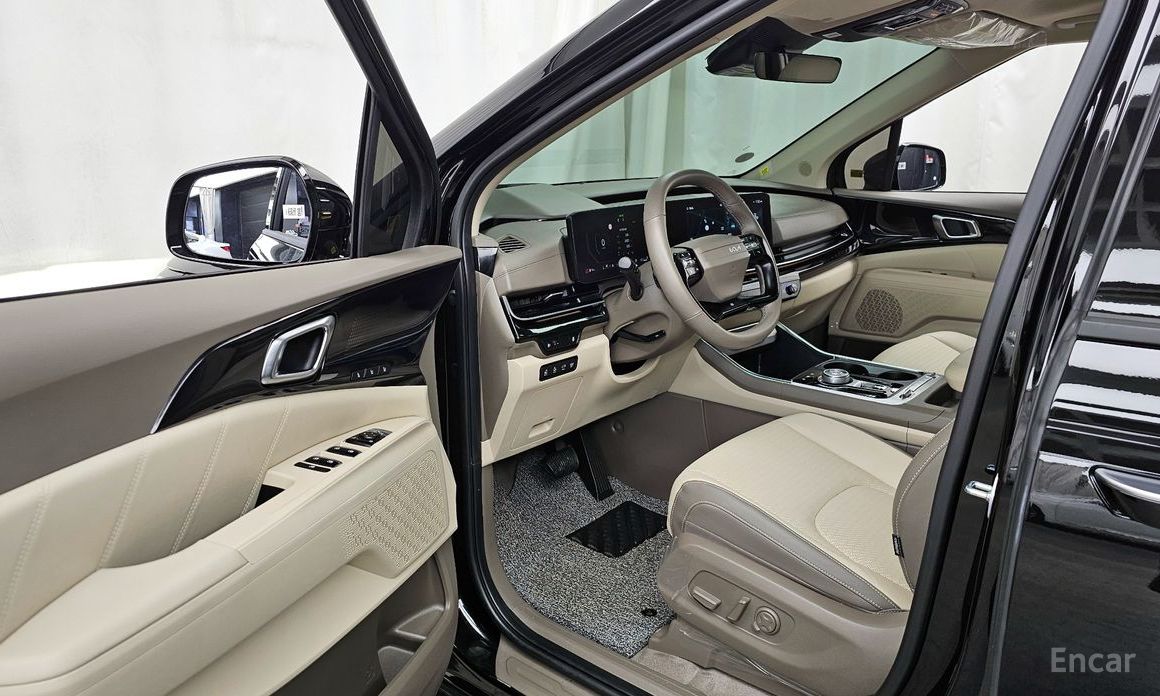 2025 Kia Carnival IV Рестайлинг 9-Seater Signature с пробегом 2 839 км