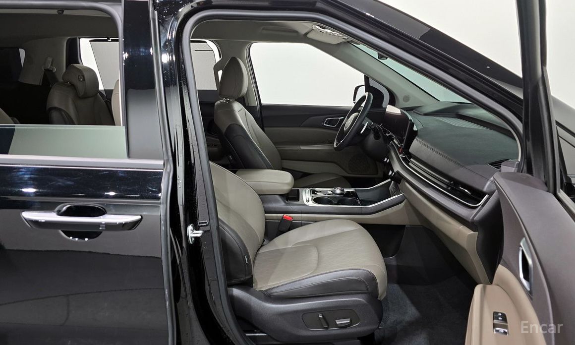 2023 Kia Carnival IV Рестайлинг 9-Seater Noblesse с пробегом 35 512 км