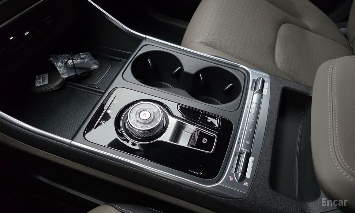 2025 Kia Carnival IV Рестайлинг 9-Seater Signature с пробегом 4 308 км