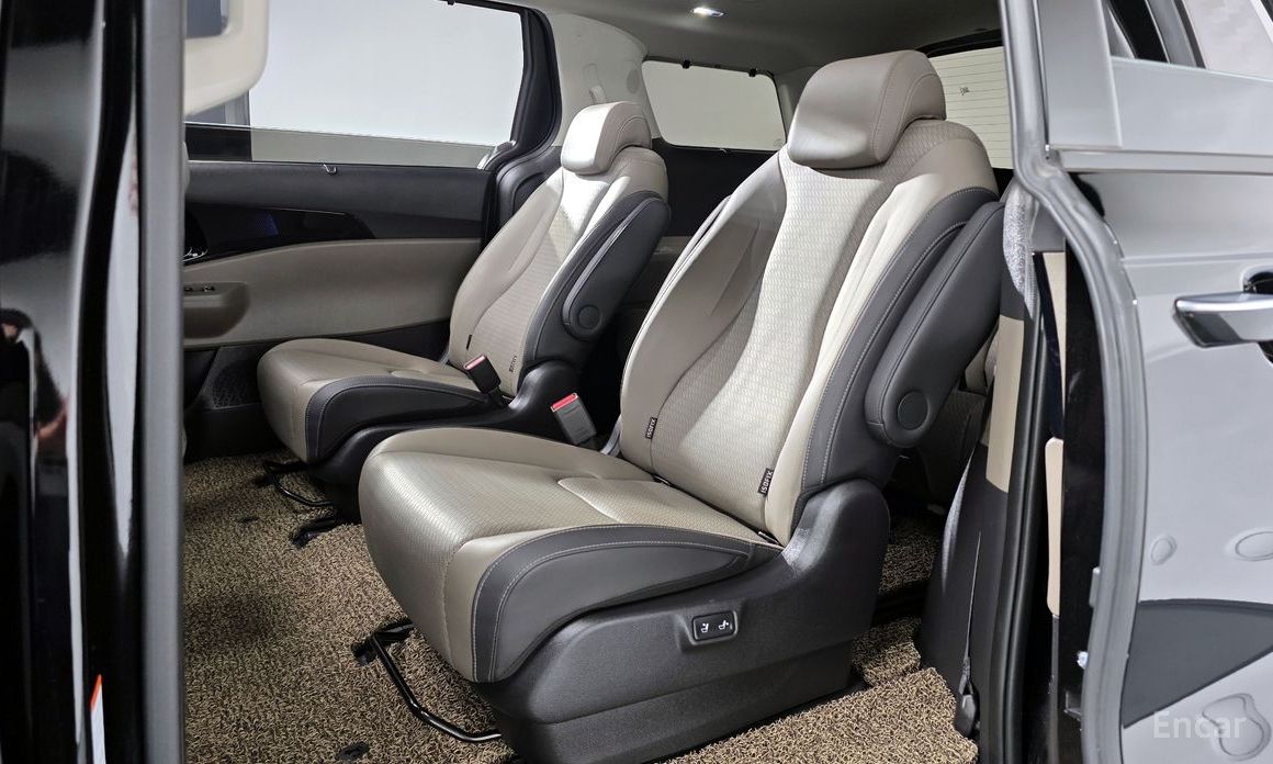 2024 Kia Carnival IV Рестайлинг 9-Seater Gravity с пробегом 48 881 км