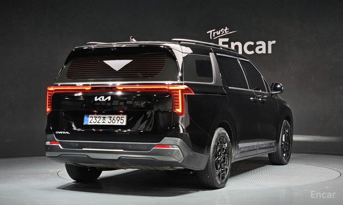 2025 Kia Carnival IV Рестайлинг 9-Seater Gravity с пробегом 28 231 км