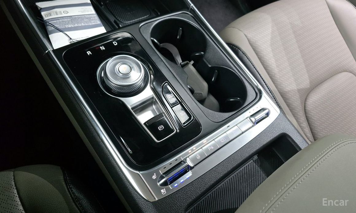 2024 Kia Carnival IV Рестайлинг 9-Seater Signature с пробегом 17 860 км