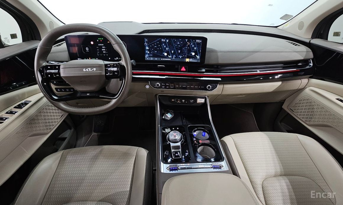 2025 Kia Carnival IV Рестайлинг HEV 9-Seater Hi-Limousine Signature с пробегом 16 140 км