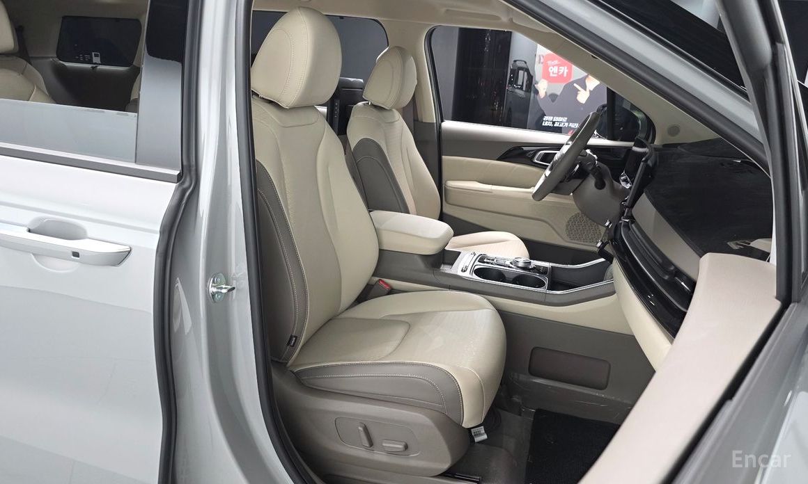 2025 Kia Carnival IV Рестайлинг HEV 9seater Gravity с пробегом 16 010 км