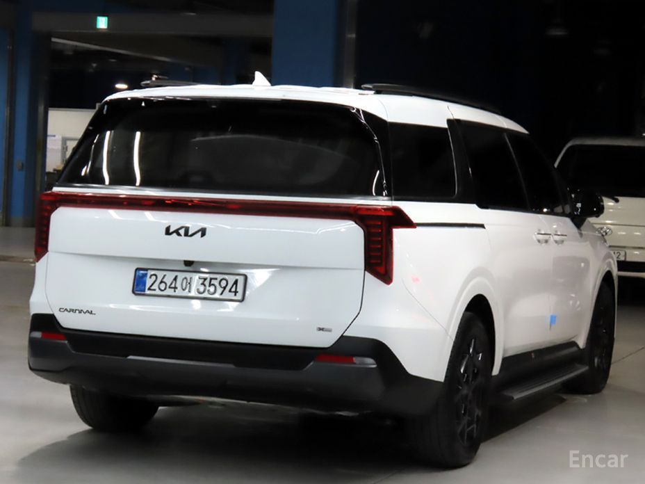 2025 Kia Carnival IV Рестайлинг Hev 9 Seater X Line с пробегом 2 823 км