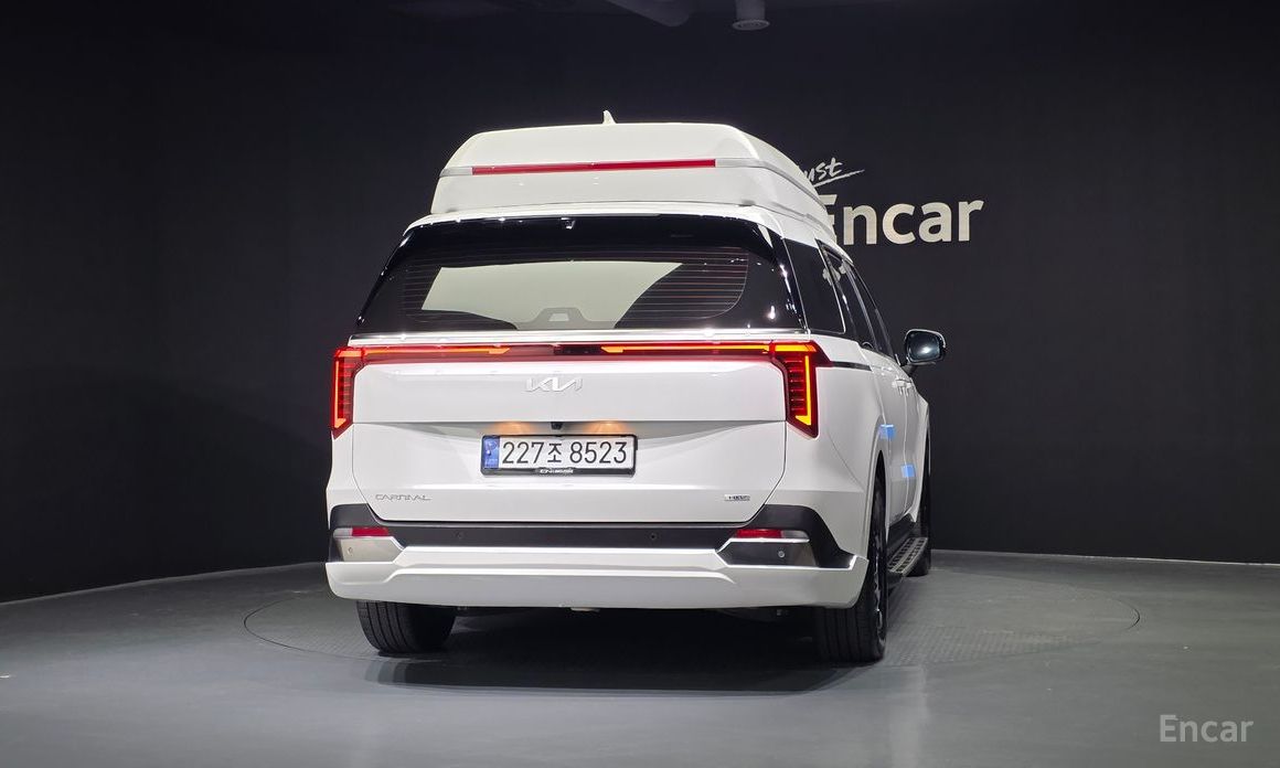 2024 Kia Carnival IV Рестайлинг HEV 9-Seater Hi-Limousine (Special vehicle) с пробегом 36 209 км