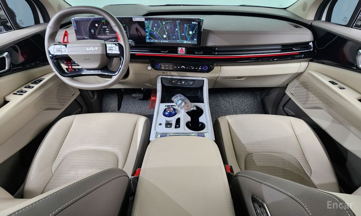 2025 Kia Carnival IV Рестайлинг HEV 9-Seater Hi-Limousine Signature с пробегом 8 085 км