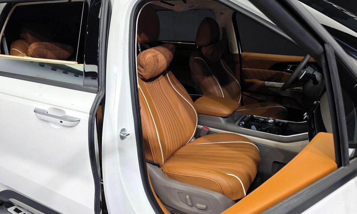 2024 Kia Carnival IV Рестайлинг HEV 9-Seater Hi-Limousine (Special vehicle) с пробегом 36 209 км